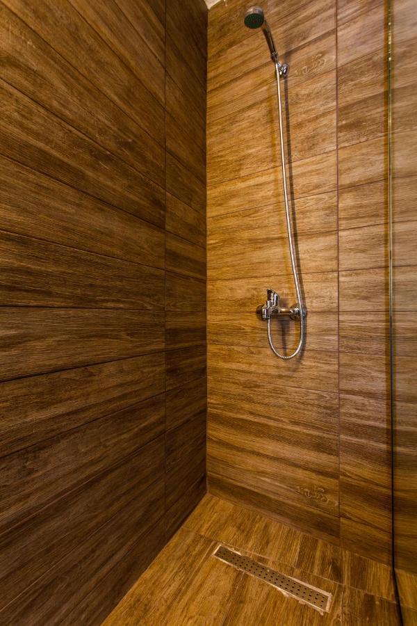Leone Suites เทสซาโลนิกิ ภายนอก รูปภาพ